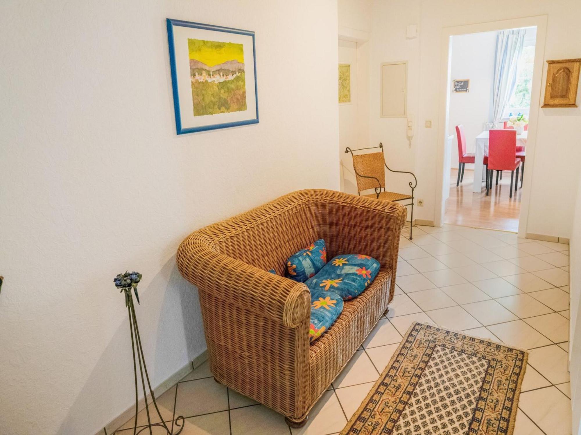 Luxurious In Near Public Pool * Medebach