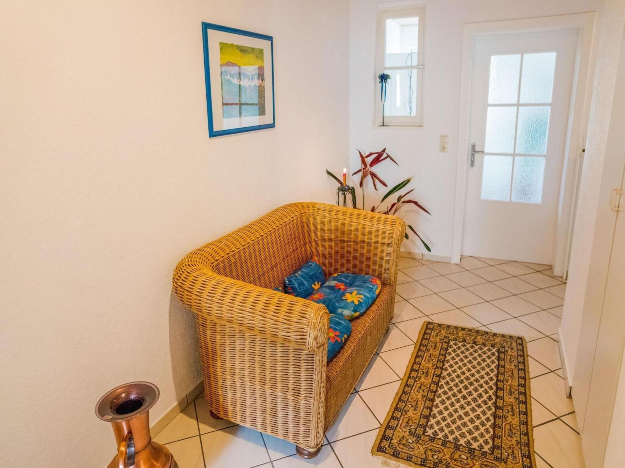 Luxurious In Near Public Pool * Medebach